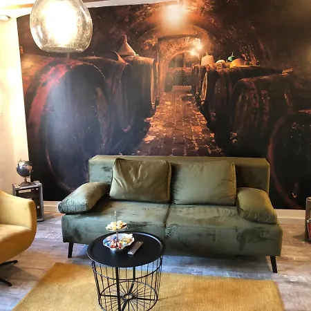 Schoene Gewoelbekeller Fachwerkhaus Apartamento